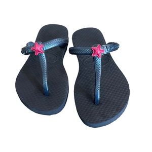 Kid's havaianas sandals size 9 (16cm)